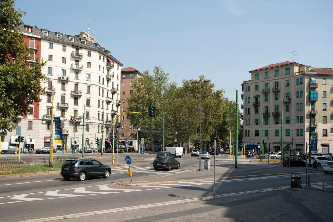 Sweet Home Suite - Duomo, Milano Exterior photo
